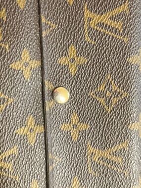 Al V Mono, Sarah Wallet New Like Condition Used Luxe Final Sale Low Start